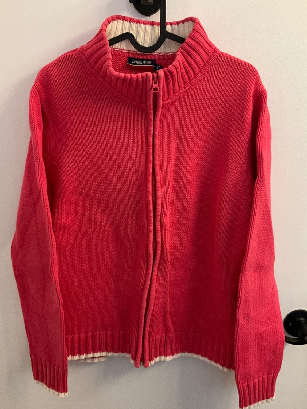 Vibrant pink Y2K full-zip knit sweater with white trim, size large